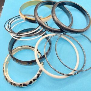 Bracelet Bundle Black & White Metal Acrylic Bangles Enamel Variety